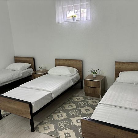 Hostel,Halal Хостел,Халал Tokmok Esterno foto