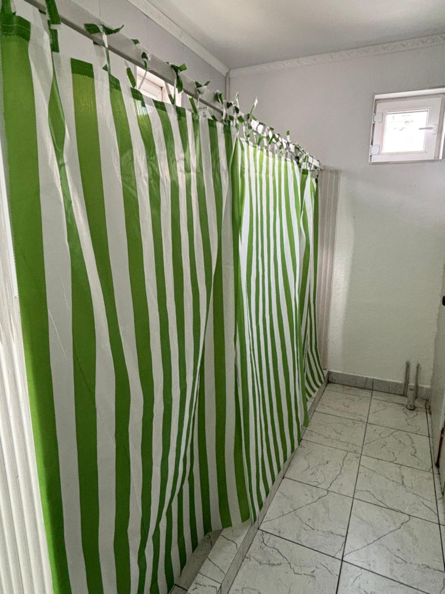 Hostel,Halal Хостел,Халал Tokmok Esterno foto