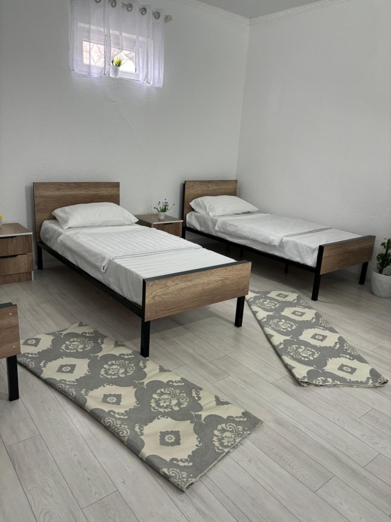 Hostel,Halal Хостел,Халал Tokmok Esterno foto