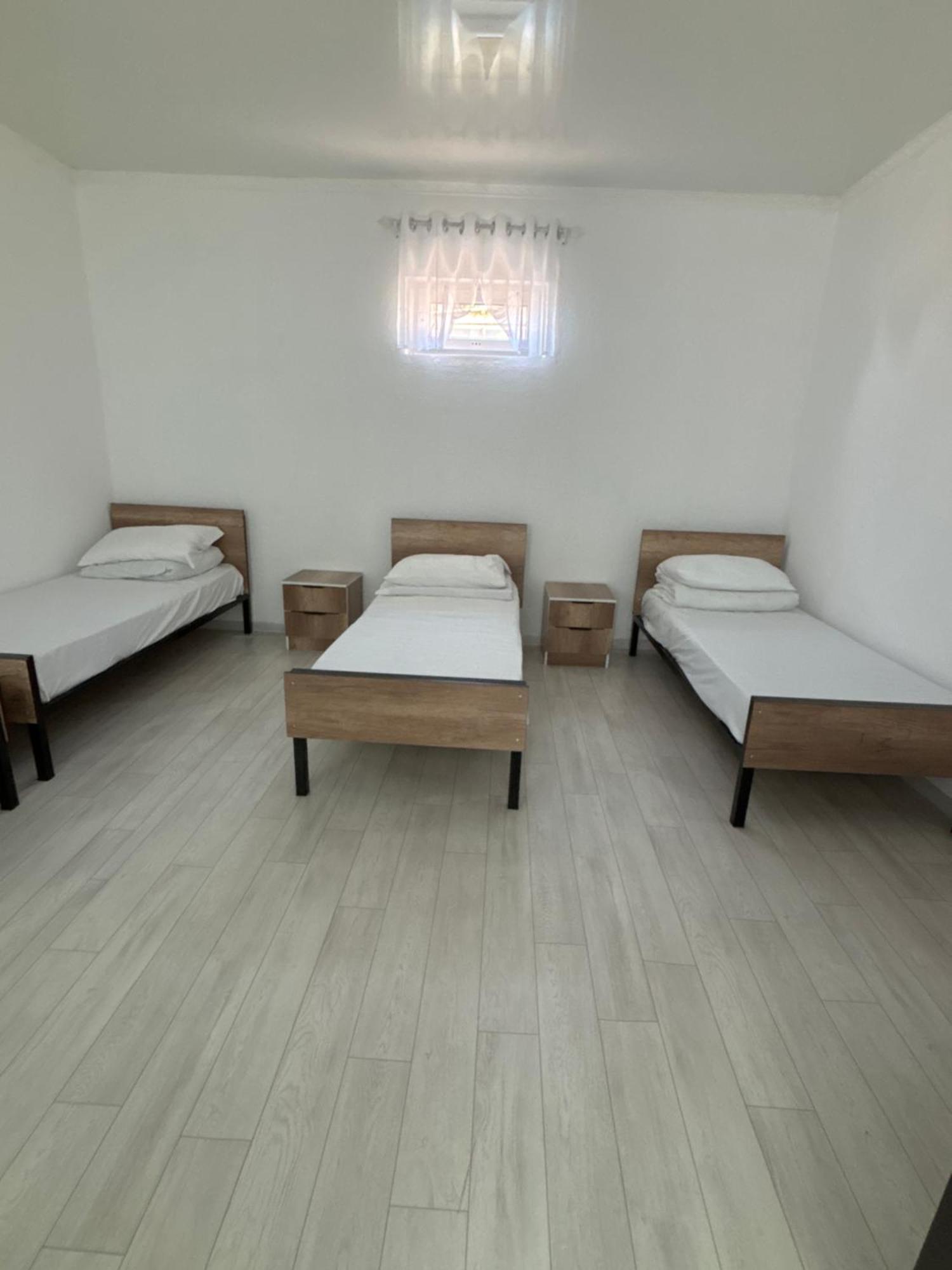 Hostel,Halal Хостел,Халал Tokmok Esterno foto